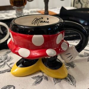 Disneyland’s Minnie Mouse mug.